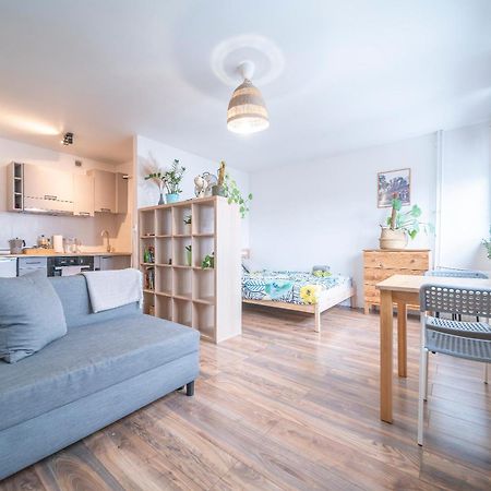 Apartamento 10Th Floor Studio In The City Center Of Breslavia Exterior foto